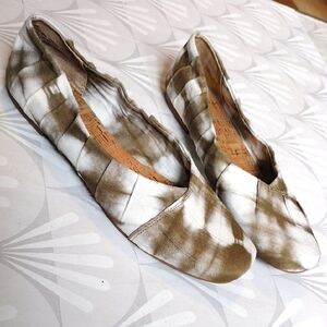 Korks Women's Tie Dye Boho Flats